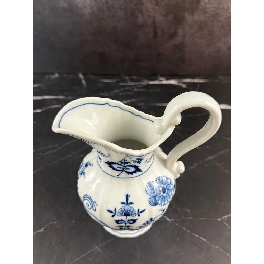 Blue Danube vintage blue